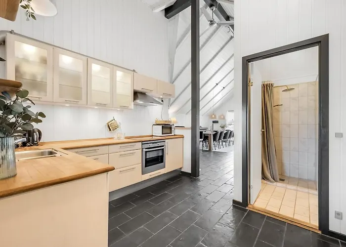 Aage - 1-7km From The Sea By Interhome *
