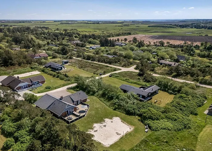 Сasa de vacaciones Aage - 1-7km From The Sea By Interhome *